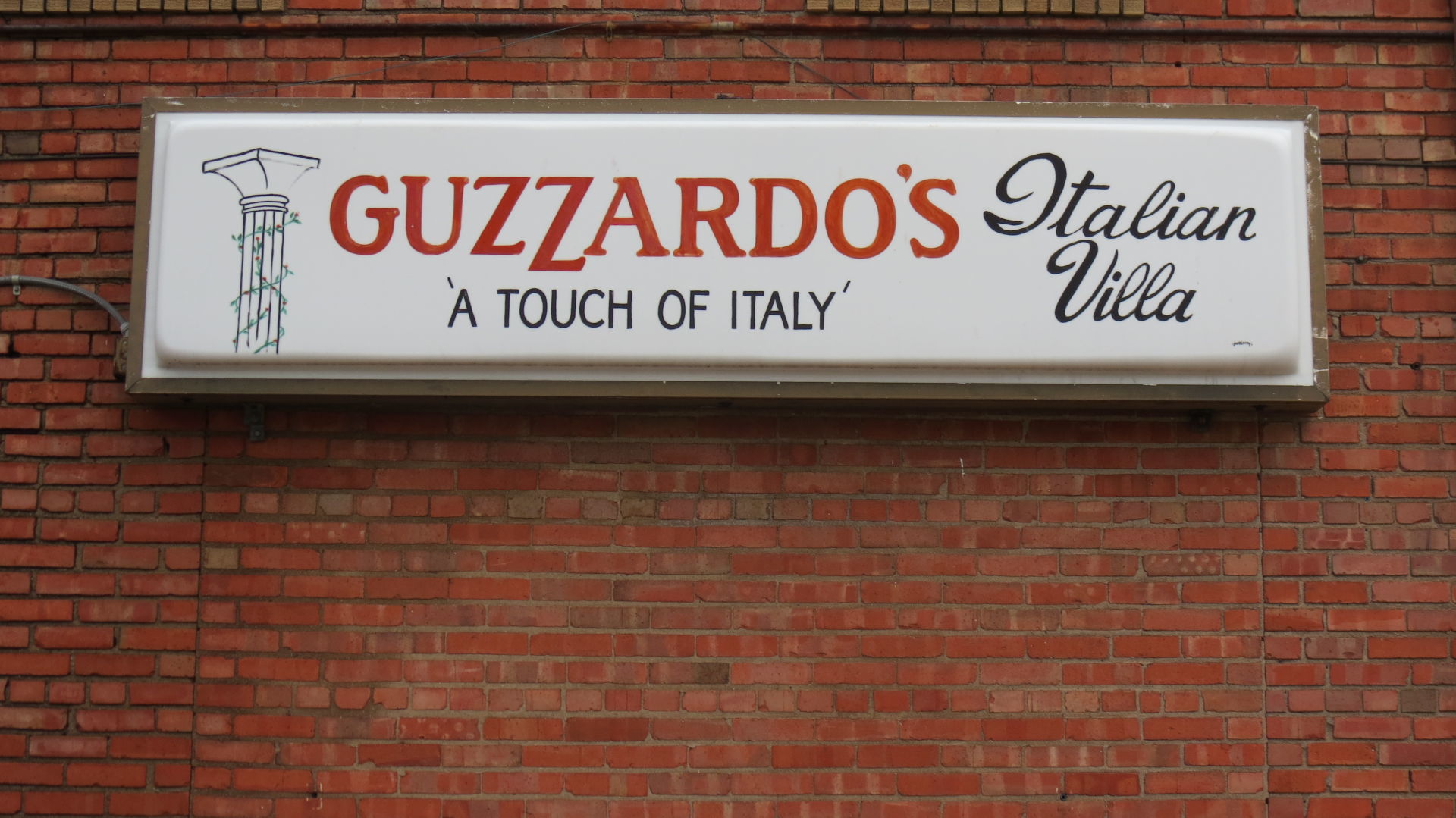 Guzzardo's Italian Villa, Lincoln